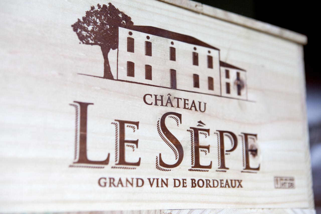 Maison Le Sepe - Vignoble Bio Et Maison D'Hotes 圣哈德贡德 外观 照片